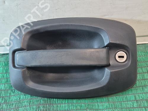 Puxador exterior frente esquerdo FIAT DUCATO Bus (250_) 130 Multijet 2,3 D (126 hp) 32163473