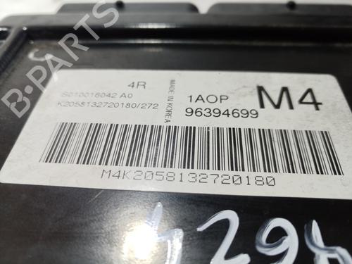 Engine control unit (ECU) DAEWOO NUBIRA Saloon (J200)  | BP10656868M57 