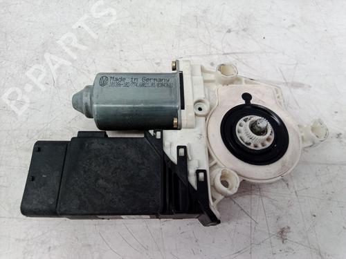 Right front window motor SEAT LEON (1M1) 1.6 16 V | BP10154387E20 