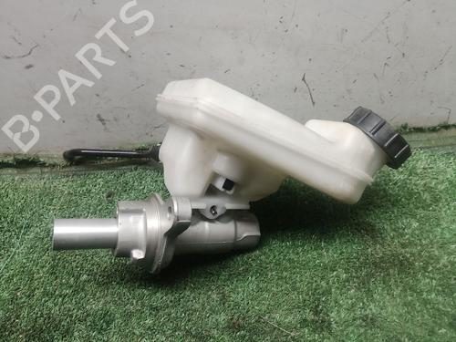 Used Brake master cylinder FORD FIESTA VII (HJ, HF) 1.0 EcoBoost (95 hp) 25710608