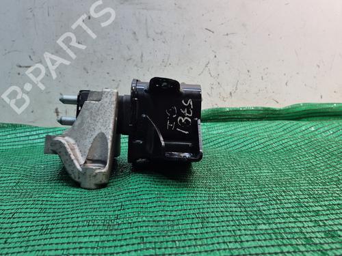 Used Engine mount HYUNDAI IONIQ (AE) 1.6 GDI Hybrid (105 hp) 29481205