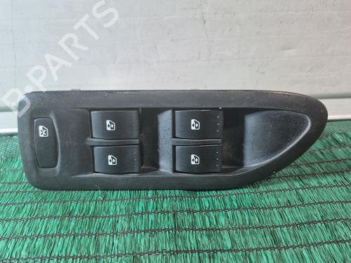Used Left front window switch RENAULT LAGUNA II (BG0/1_) 1.6 16V (BG1G, BG1H) (112 hp) 31376114