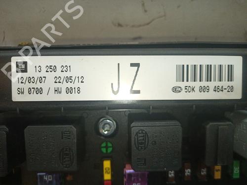 Fuse box OPEL ZAFIRA / ZAFIRA FAMILY B (A05) 1.6 (M75) | BP18090299E1 