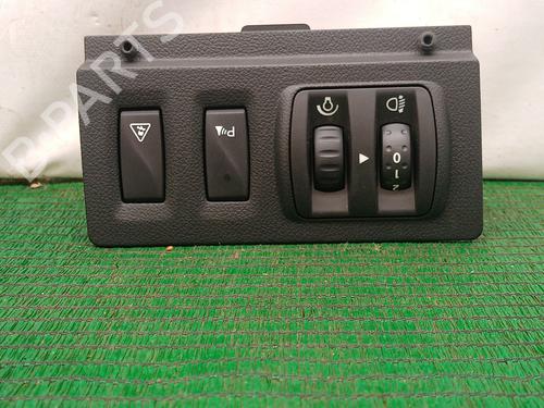 Used Headlight switch RENAULT LAGUNA III (BT0/1) 2.0 dCi GT (BT11, BT1E, BT1N) (178 hp) 29305404