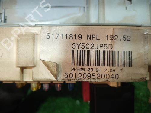 Fuse box FIAT STILO (192_) | BP13405426E1