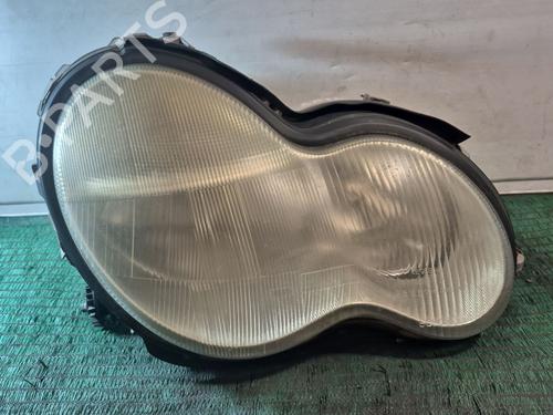 Used Right headlight Right headlight MERCEDES-BENZ C-CLASS (W203) C 220 CDI (203.006, 203.008) (143 hp) 33453594 33453594