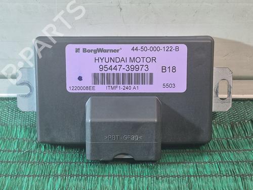 Used Electronic module HYUNDAI SANTA FÉ I (SM) 2.0 CRDi 4x4 (125 hp) 31359486