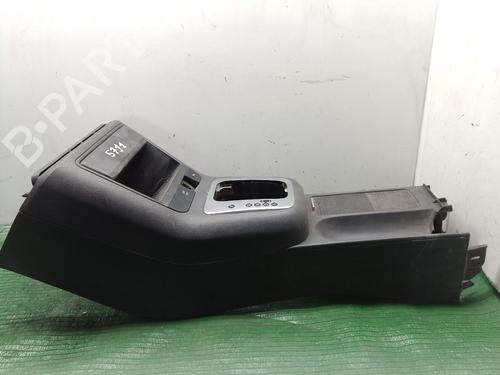 Middle console VW GOLF PLUS V (5M1, 521) 1.6 TDI | BP29355115I22 