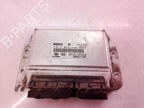 Used Engine control unit (ECU) KIA CARENS II MPV (FJ) 2.0 CRDi (113 hp) 8586237