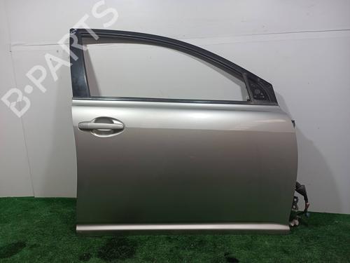 Used Right front door TOYOTA AVENSIS (_T25_) [2003-2008]  13213257