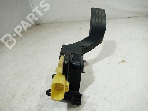 Used Pedal Pedal FORD MONDEO I Saloon (GBP) 2.0 i 16V 4x4 (132 hp) 11038879 11038879