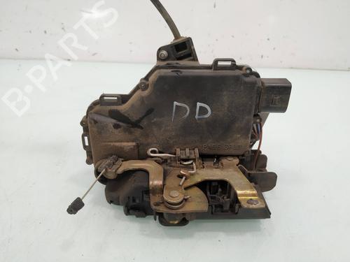 Used Front right lock VW BORA I (1J2) 1.6 16V (105 hp) 13703351