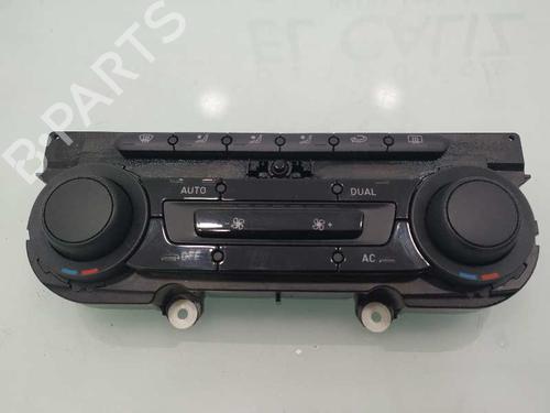 Used Climate control SEAT LEON (1P1) 1.9 TDI (105 hp) 8088864