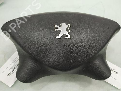 Used Driver airbag PEUGEOT 807 (EB_) 2.0 HDi (107 hp) 18152888