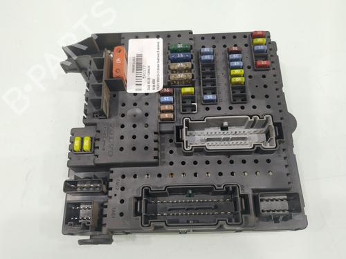 Used Fuse box Fuse box 37012252 37012252