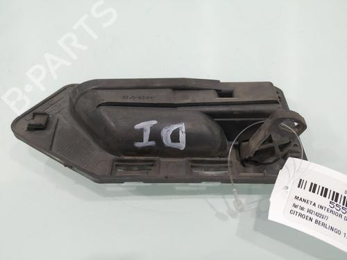 Front left interior door handle CITROËN BERLINGO / BERLINGO FIRST MPV (MF_, GJK_, GFK_) 1.9 D (MFDJY) | BP31127379I13 
