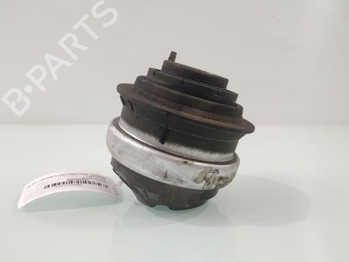 Used Engine mount Engine mount MERCEDES-BENZ E-CLASS (W211) E 270 CDI (211.016) (177 hp) 29156913 29156913