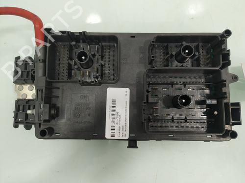Fuse box OPEL INSIGNIA A Sports Tourer (G09) 2.0 CDTI (35) | BP16684374E1