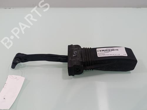 hingedoor-check-strap-audi-a3-sportback-8ya-8yf-2019-33440731 main image