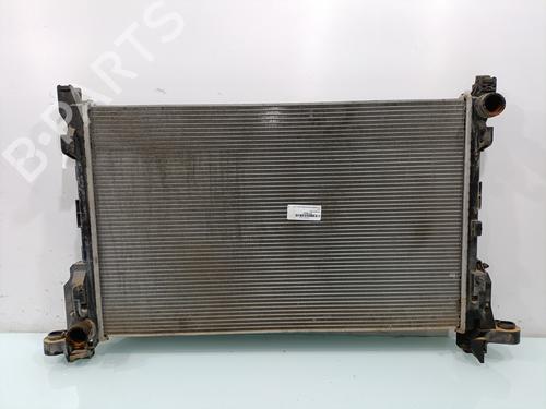 Used Water radiator Water radiator OPEL VIVARO B Bus (X82) [2014-2019] 34607293 34607293