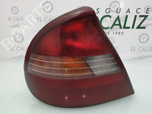 Used Left taillight HYUNDAI SONATA III (Y-3) [1992-2000]  8084326