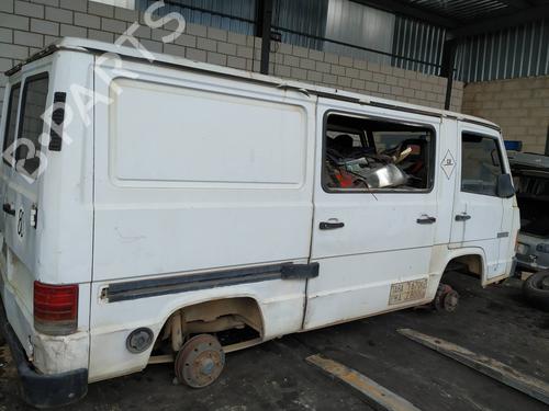 Front left exterior door handle MERCEDES-BENZ MB Van (W631) D (631.332, 631.342) | BP9514887C128 