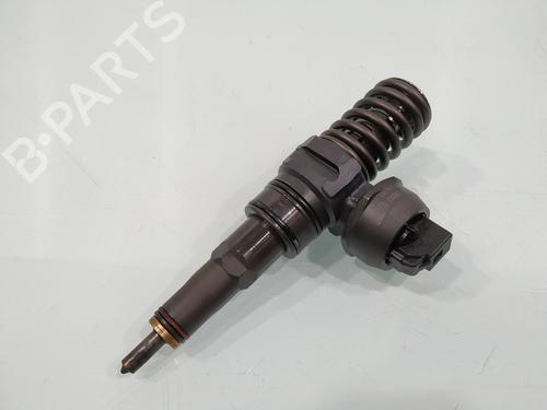 Injektor für SKODA OCTAVIA I (1U2) 1.9 TDI (100 hp) 31352595