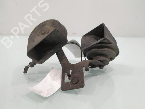 Used Horn RENAULT MEGANE III Hatchback (BZ0/1_, B3_) 1.5 dCi (BZ1G, BZ1W, BZ0R) (95 hp) 31828415