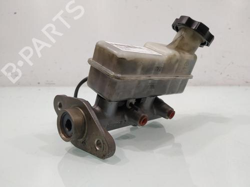 Used Brake master cylinder Brake master cylinder HYUNDAI H-1 / STAREX Bus (A1) 2.5 TD 4WD (99 hp) 33440655 33440655