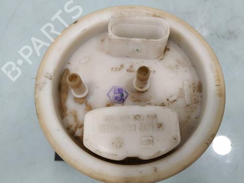 Used Fuel pump VW POLO III (6N1) 50 1.0 (50 hp) 8095597