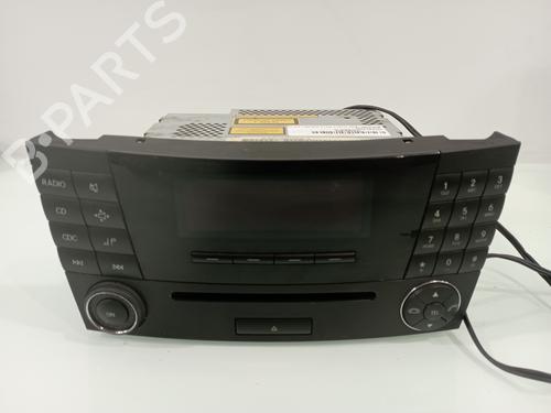 Used Radio MERCEDES-BENZ E-CLASS (W211) E 270 CDI (211.016) (177 hp) 29448717