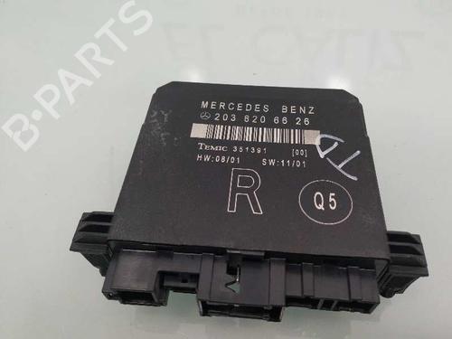 Used Comfort control module MERCEDES-BENZ C-CLASS (W203) C 220 CDI (203.006) (136 hp) 8087656