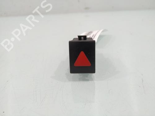 Used Warning switch VW POLO IV (9N_, 9A_) 1.4 TDI (70 hp) 31247695