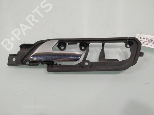 Venstre fortil invendig håndtag VW POLO IV (9N_, 9A_) 1.4 TDI (70 hp) 31248263
