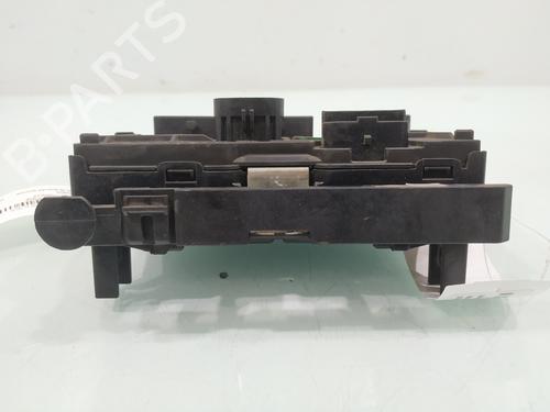 Fuse box CITROËN C5 III (RD_) 1.8 16V (RD6FXC) | BP31909258E1