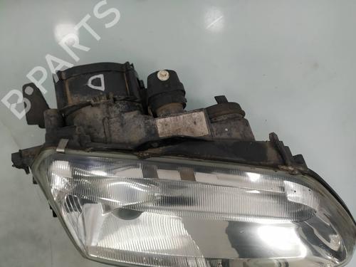 Right headlight RENAULT ESPACE III (JE0_) 2.2 dCi (JE0K) | BP9819415C29 