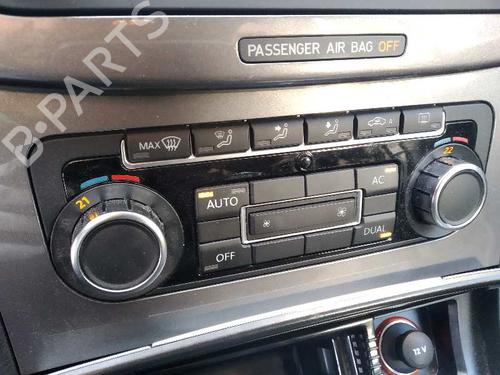 AC Styreenhet / Manøvreringsenhet VW PASSAT B6 (3C2) 2.0 TDI (110 hp) 8092590