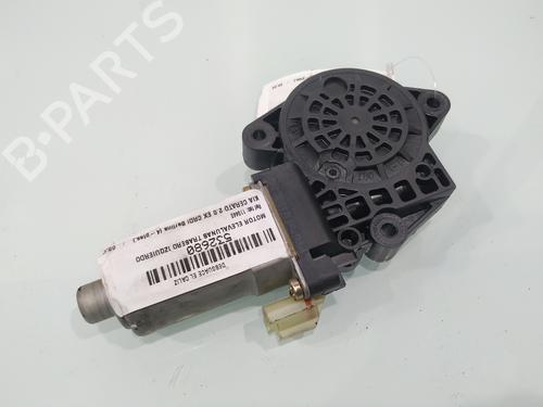 Rudehejsemotor bagstkærm venstre KIA CERATO I Saloon (LD) 2.0 CRDi (112 hp) 27651746