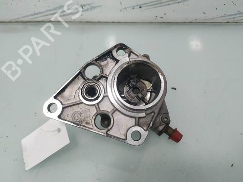 Used Vacuum pump PEUGEOT 205 I (741A/C) 1.7 Diesel (60 hp) 8133862