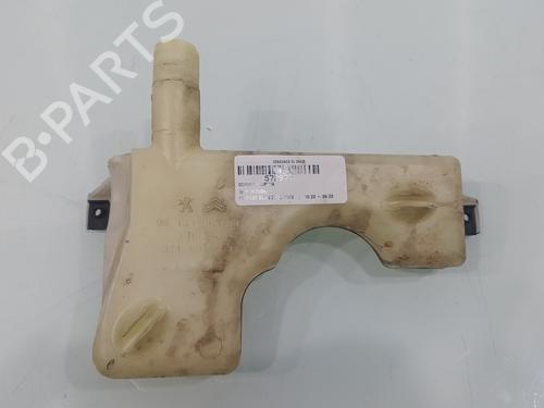Used Windscreen washer tank Windscreen washer tank PEUGEOT 508 II (FB_, FH_, F3_) [2018-2026] 33401844 33401844