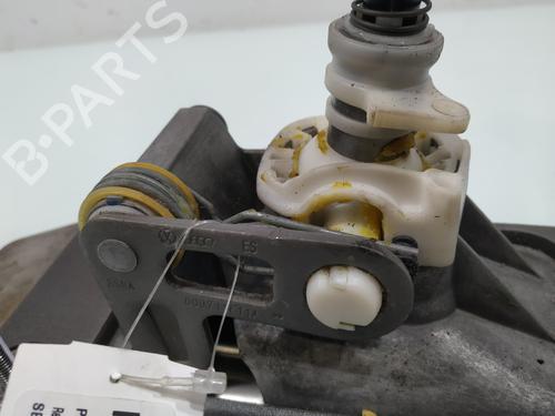 Gear lever SEAT IBIZA IV (6J5, 6P1) | BP31382353M90