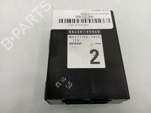 Used Electronic module TOYOTA AVENSIS (_T22_) 2.0 D-4D (CDT220_, CDT220R) (110 hp) 15989083