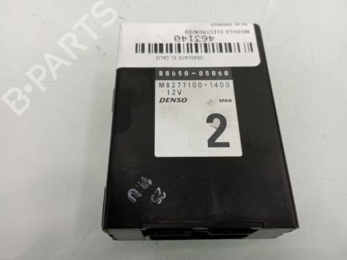 Electronic module TOYOTA AVENSIS (_T22_) 2.0 D-4D (CDT220_) (110 hp) 15989083