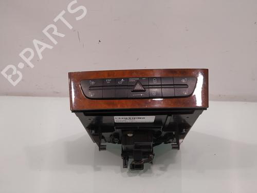 Used Radio Radio MERCEDES-BENZ E-CLASS (W211) E 320 CDI (211.026) (204 hp) 36142559 36142559