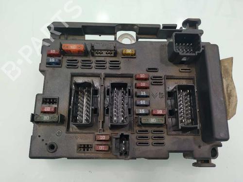 Used Fuse box PEUGEOT 307 Break (3E) 2.0 HDI 110 (107 hp) 8087836