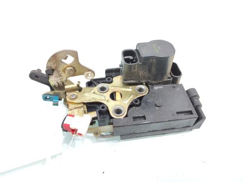 Venstre bagtil lås SSANGYONG REXTON / REXTON II (GAB_) 2.7 Xdi (163 hp) 32671885