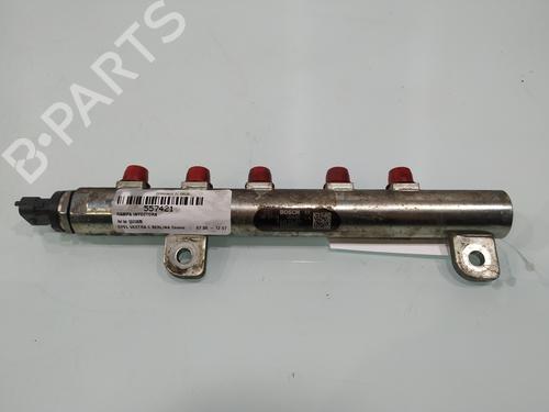 Used Injection rail OPEL VECTRA C (Z02) 1.9 CDTI (F69) (120 hp) 31267607