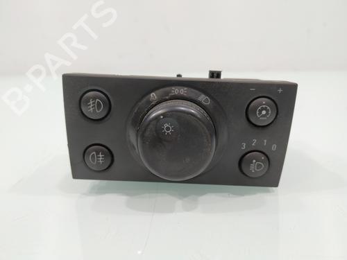 Used Headlight switch OPEL VECTRA C (Z02) [2002-2009]  27984366