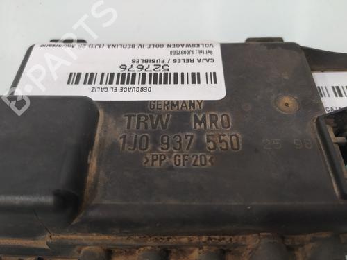 Fuse box VW GOLF IV (1J1) 1.9 TDI | BP26572674E1 