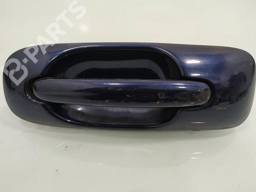 Used Rear right exterior door handle Rear right exterior door handle CHRYSLER VOYAGER IV (RG, RS) 2.5 CRD (141 hp) 10747772 10747772